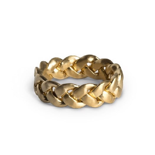 Jane Kønig stor flettet ring i mat 18 karat forgyldt sølv fra Braided-kollektionen.